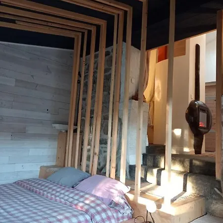 La Fortance Paradis Naturel - Proche De La Bed & Breakfast Planfoy